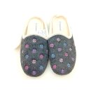 scandi Damen Hauspantoffel schwarz mit Blumen bestickt