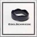 Edelschmiede925 Keramikring schwarz mit gewelltem Rand -...