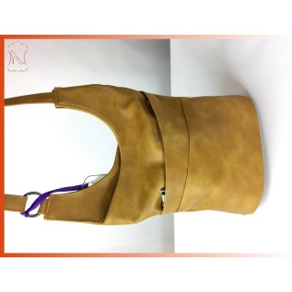 gelbe New Bags schräge Reißverschluss-Tasche hochformat, langer Henkel, senfgelb