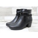 Jana Damen Kurzstiefelette schwarz mit Fesselbändchen und kleiner Zierschnalle , 4 cm Absatzhöhe